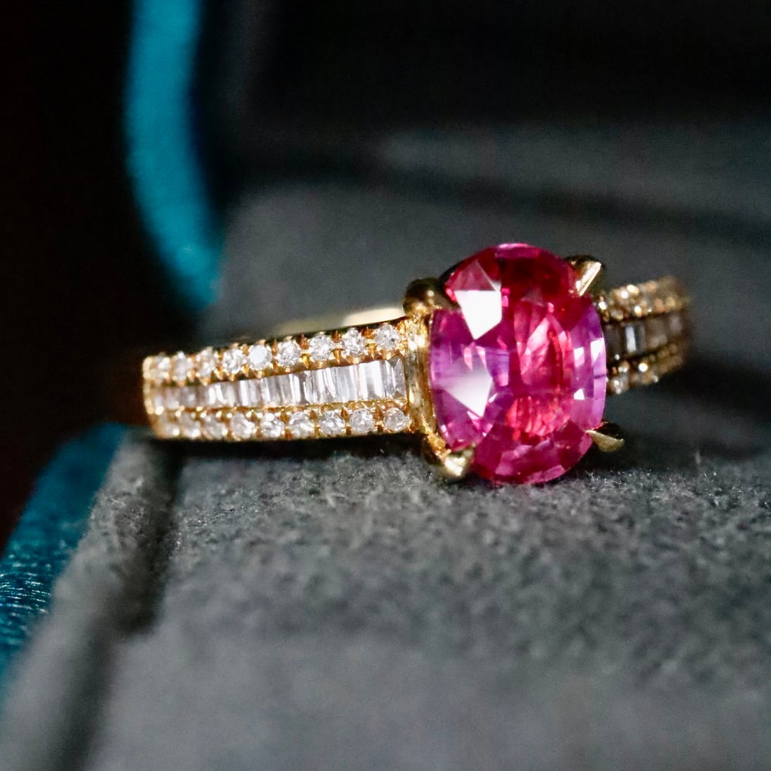 14k Gold 1.26 Ctw Natural Ruby & Diamond Ring - 3