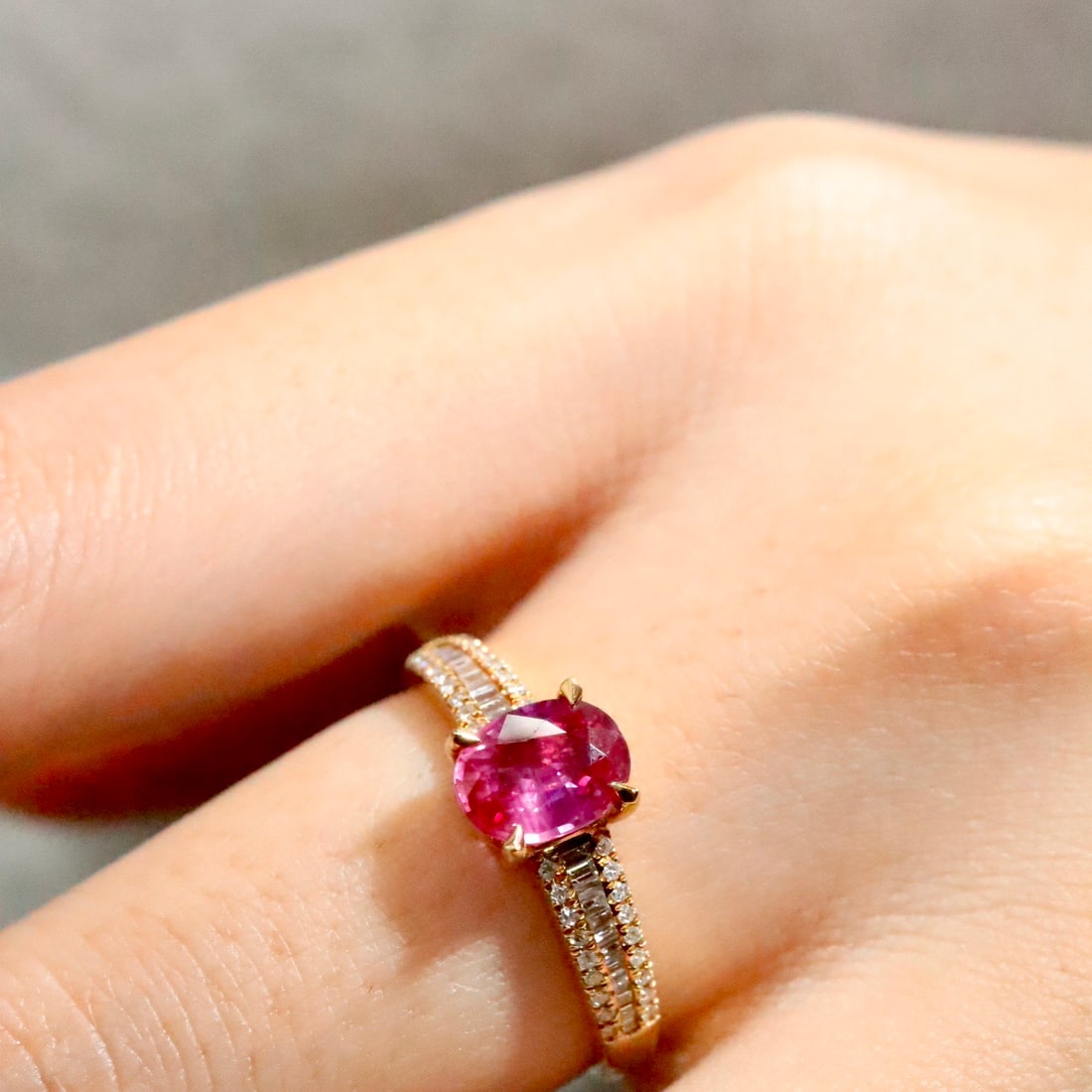 14k Gold 1.26 Ctw Natural Ruby & Diamond Ring - 4