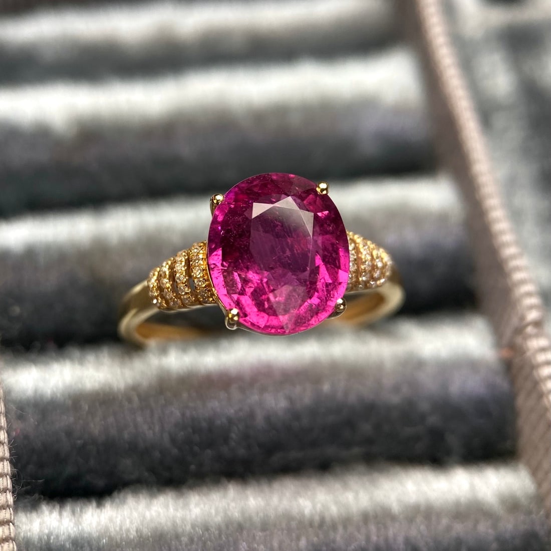 14k Gold 3.10 Ct Natural Tourmaline & Diamond Ring - 4