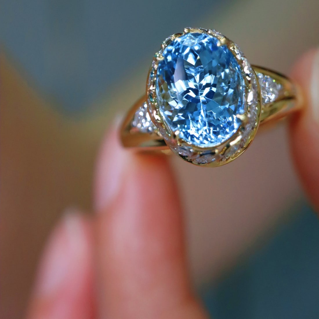 14k Gold 2.96 Ctw Natural Aquamarine & Diamond Ring - 2