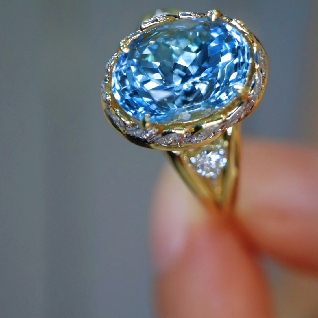 14k Gold 2.96 Ctw Natural Aquamarine & Diamond Ring - 3