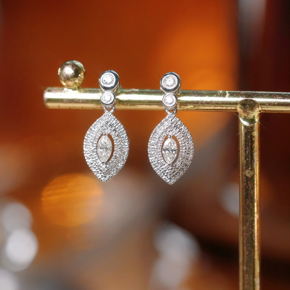 14k Gold 0.36 Ct Natural H Diamond Earrings: Ref:231094316 // gold content:14k gold // main gemstone:diamond // shape:multiple // carat weight:0. 36ct // clarity grade:vs-si // color:h // treatment:natural // Condition: New Low Estimate: