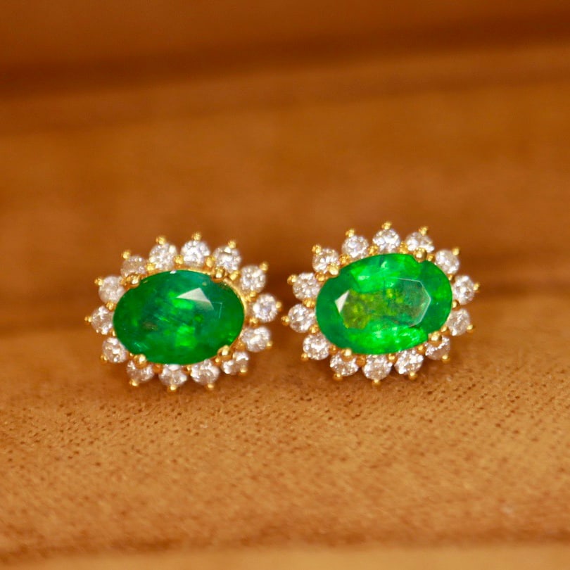 14k Gold 1.68 Ctw Vivid Green Natural Emerald & Diamond Earrings - 2