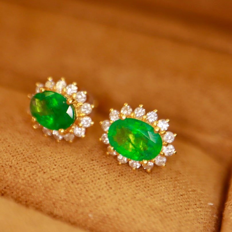 14k Gold 1.68 Ctw Vivid Green Natural Emerald & Diamond Earrings - 4