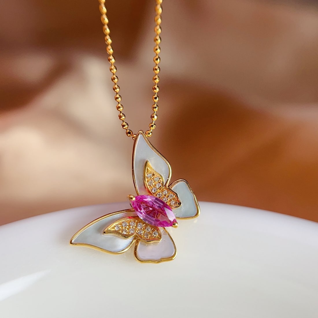 14k Gold 0.60 Ct Natural Sapphire & Diamond Pendant( Without Chain ): Ref:231094354 // gold content:14k gold // main gemstone:sapphire // shape:marquise // carat weight:0. 60ct // color:pink // treatment:natural // // adjacent gemstone 2 : diamond // number of