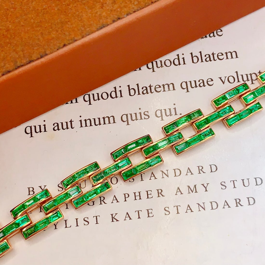 14k Gold 7.88 Ct Natural Emerald Bracelet - 5