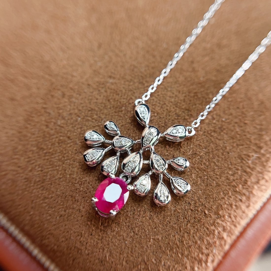 14k Gold 0.65 Ct Natural Ruby & Diamond Necklace - 5