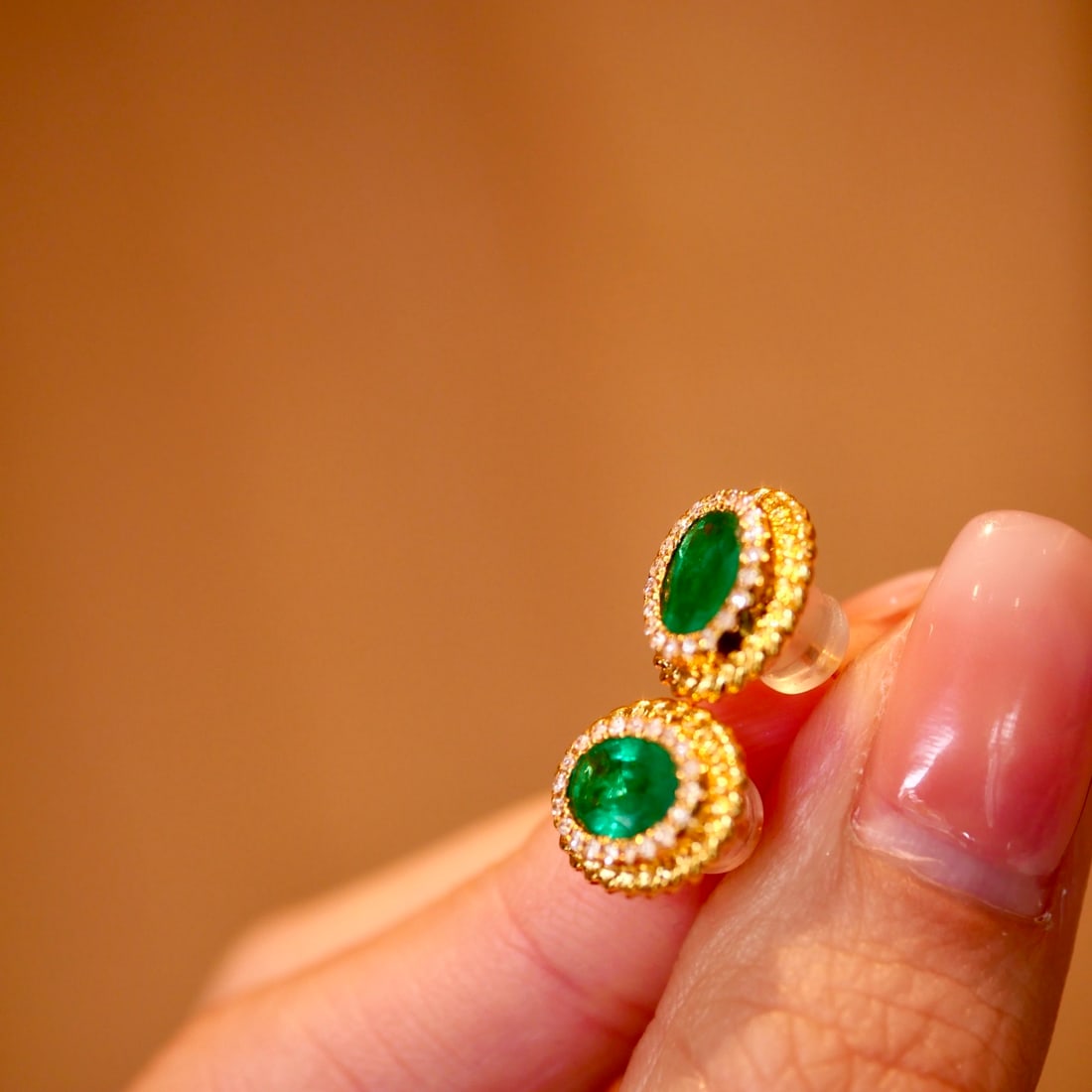 14k Gold 1.58 Ctw Vivid Green Natural Emerald & Diamond Earrings - 4