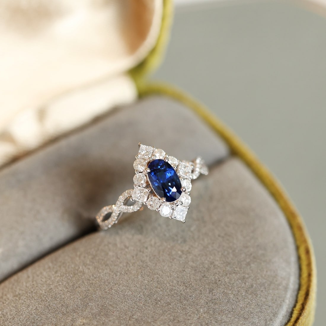 14k Gold 1.66 Ctw Natural Sapphire & Diamond Ring - 2