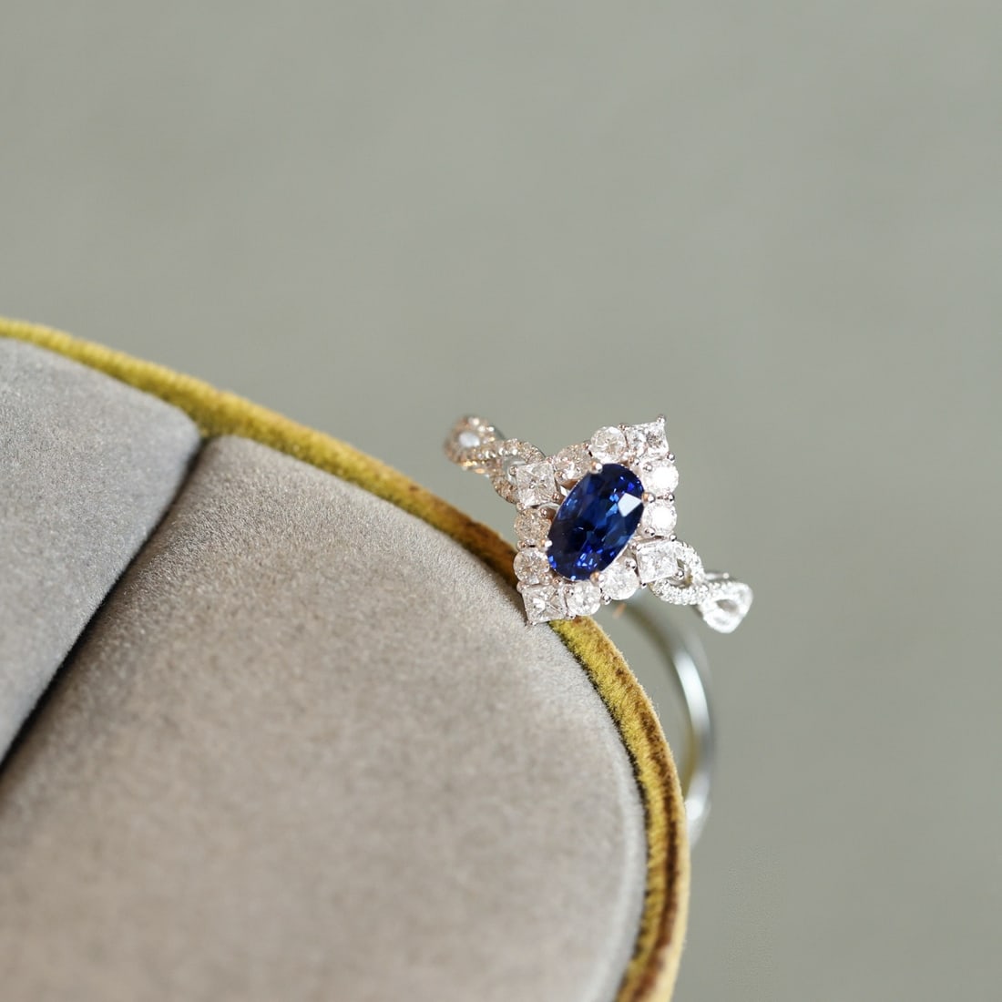14k Gold 1.66 Ctw Natural Sapphire & Diamond Ring - 3