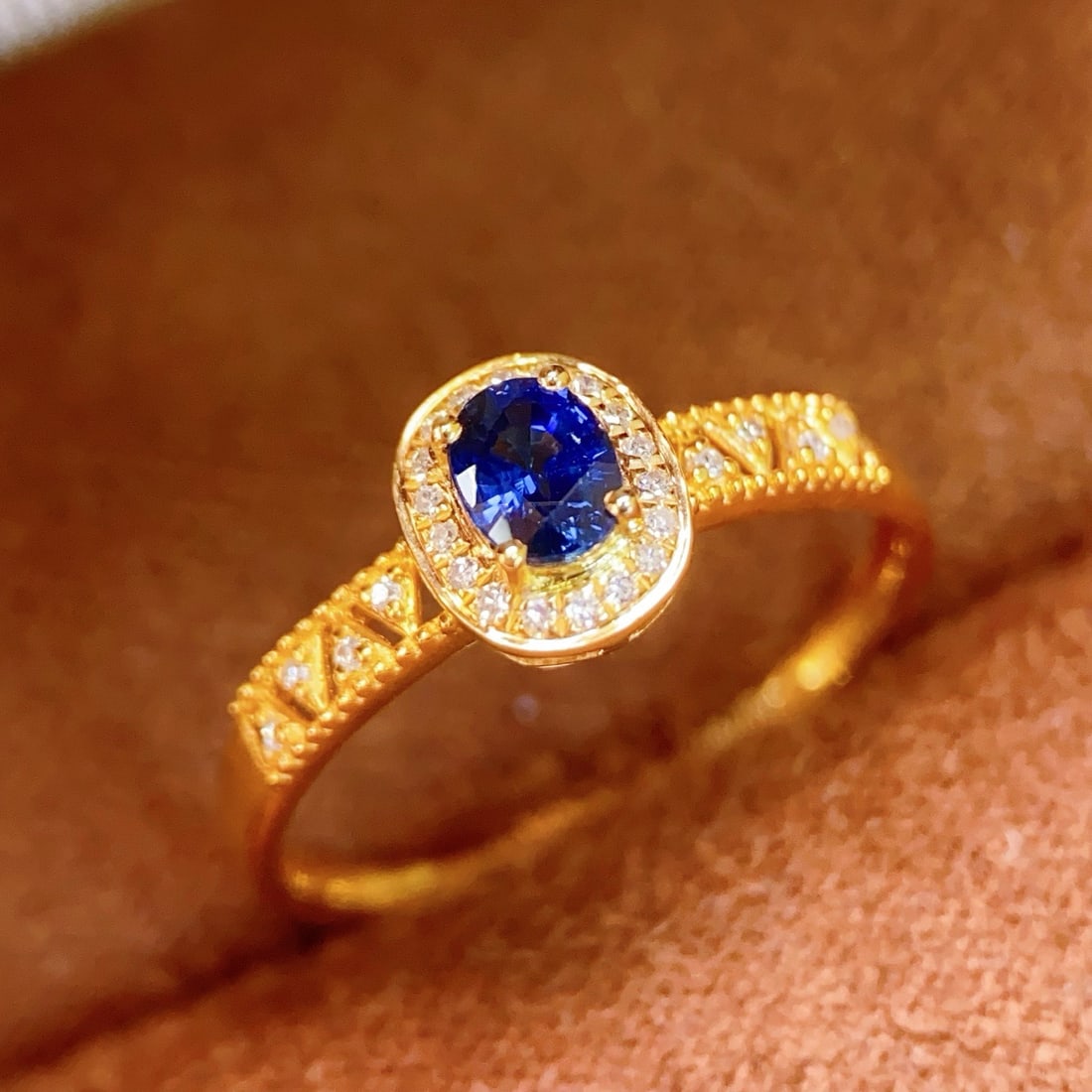 14k Gold 0.35 Ct Natural Sapphire & Diamond Ring - 2