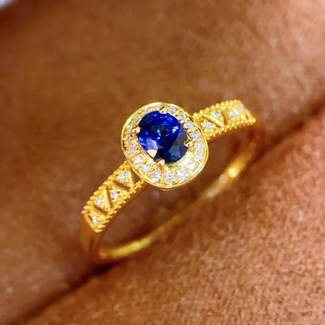 14k Gold 0.35 Ct Natural Sapphire & Diamond Ring - 3