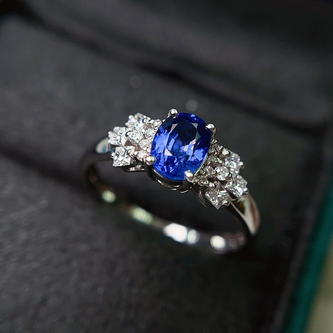14k Gold 1.10 Ct Natural Sapphire & Diamond Ring - 4