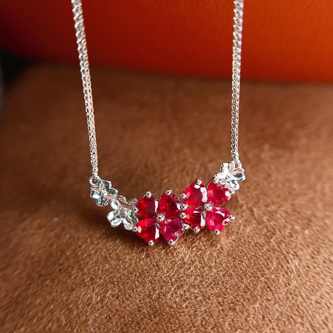 14k Gold 1.35 Ct Natural Ruby Necklace: Ref:231094420 // gold content:14k gold // main gemstone:ruby // shape:heart // carat weight:1. 35ct // color:red // treatment:natural // Condition: New Low Estimate: 2600.00 High Estimate: 4000.00