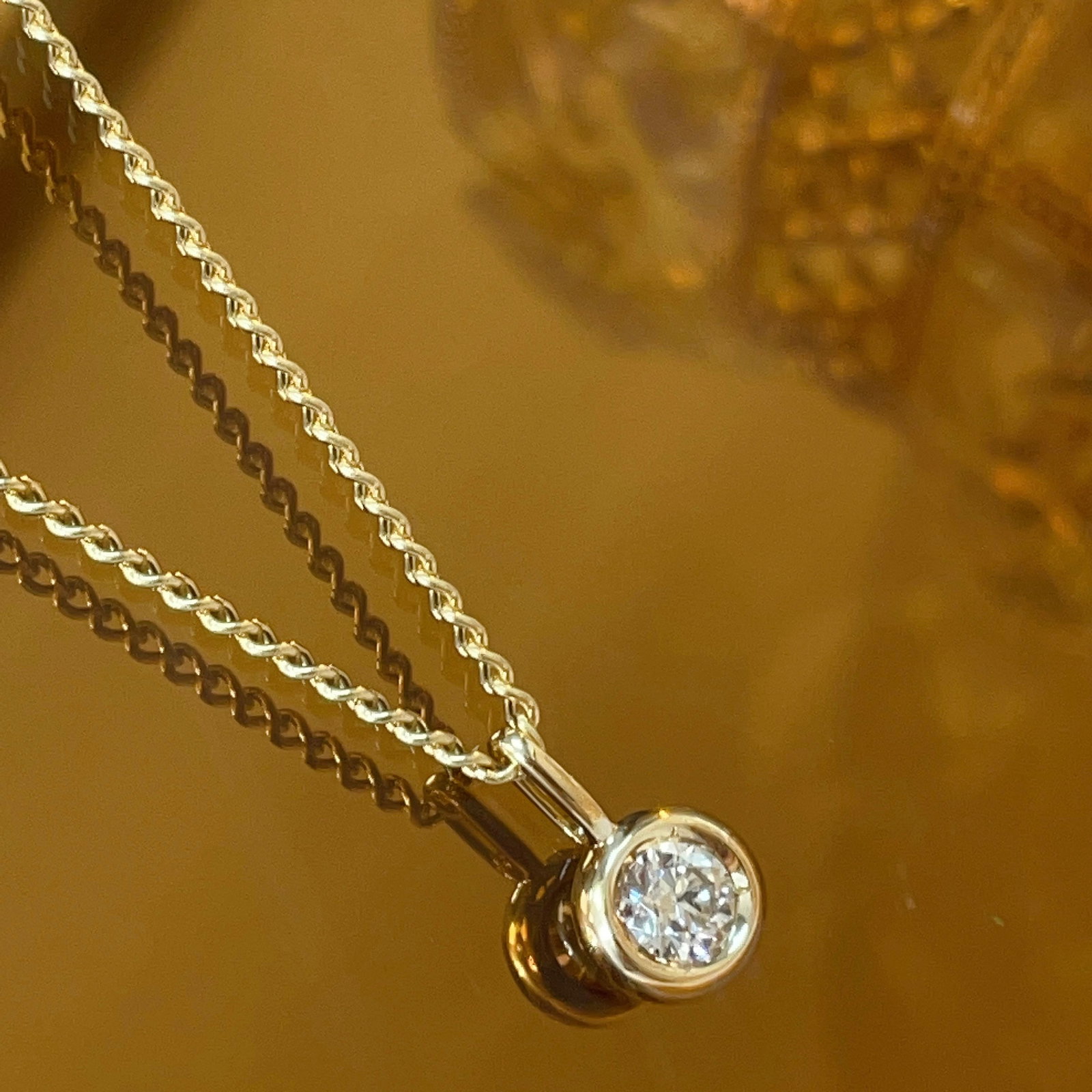 14k Gold 0.30 Ct Natural H Diamond Necklace: Ref:231094442 // gold content:14k gold // main gemstone:diamond // shape:round // carat weight:0. 30ct // clarity grade:vs-si // color:h // treatment:natural // cut grade:g // Condition: New Low