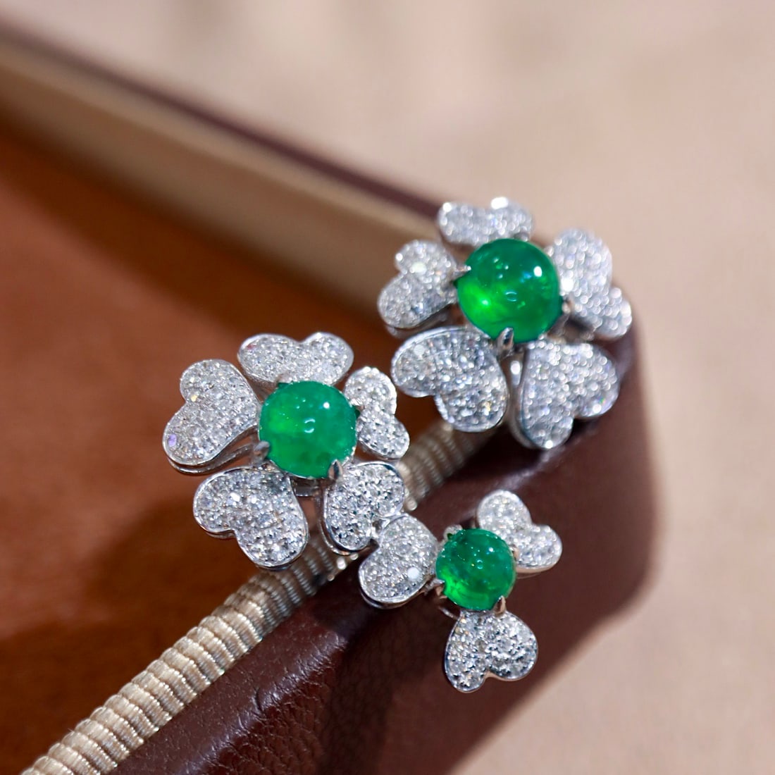 14k Gold 1.75 Ctw Natural Emerald & Diamond Earrings: Ref:231094443 // gold content:14k gold // main gemstone:emerald // shape:round // carat weight:1. 35ct // color:green // treatment:natural // cut grade:g // // adjacent gemstone 2 : diamond // shape:r