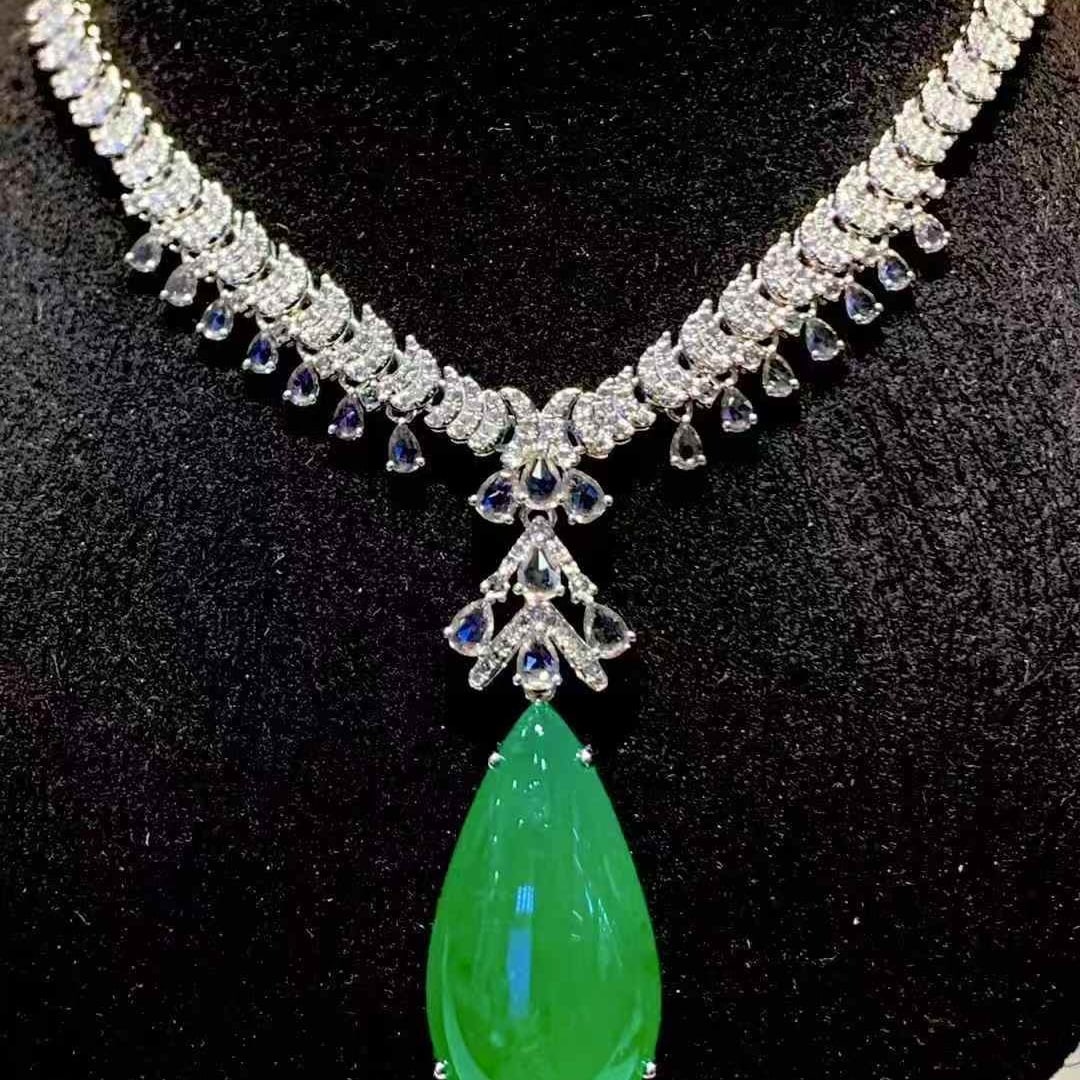 14k Gold 16.3 Ct Natural Emerald & Diamond & Sapphire Necklace: Ref:231095003 // gold content:14k gold // main gemstone:emerald // shape:pear // carat weight:16. 3ct // color:green // treatment:natural // // adjacent gemstone 2 : diamond // shape:round // clarity 