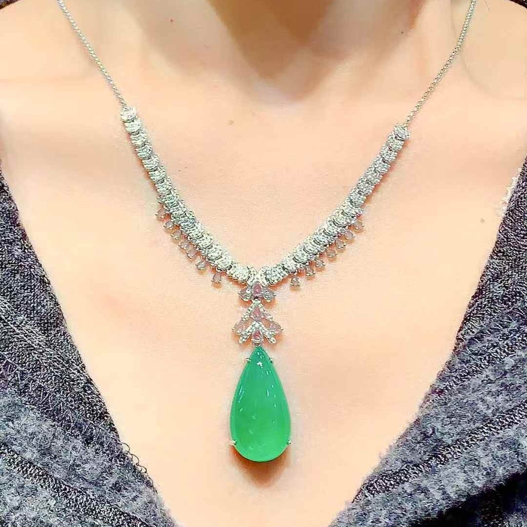 14k Gold 16.3 Ct Natural Emerald & Diamond & Sapphire Necklace - 6
