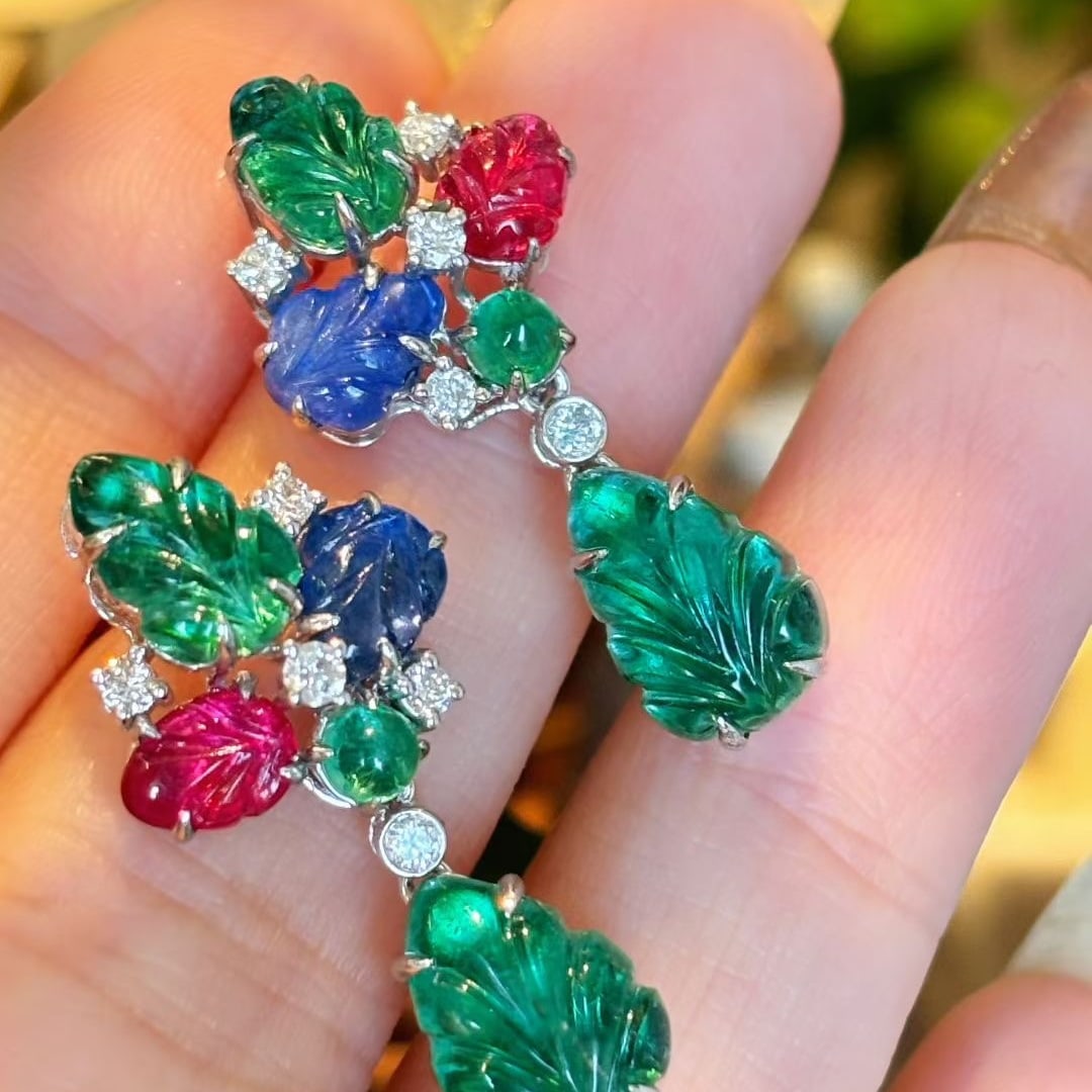 14k Gold 7.81 Ct Natural Emerald & Sapphire & Spinel Earrings - 2