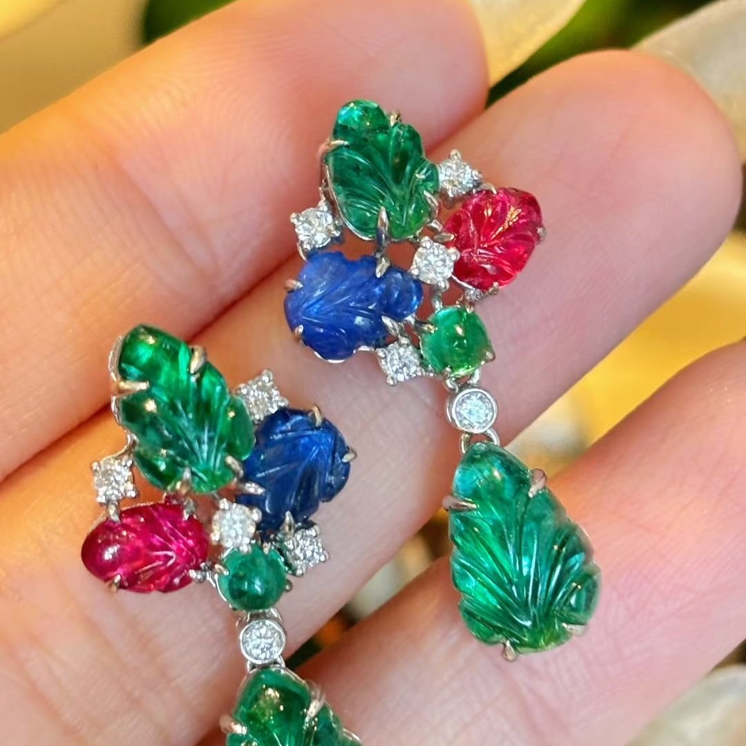14k Gold 7.81 Ct Natural Emerald & Sapphire & Spinel Earrings - 5