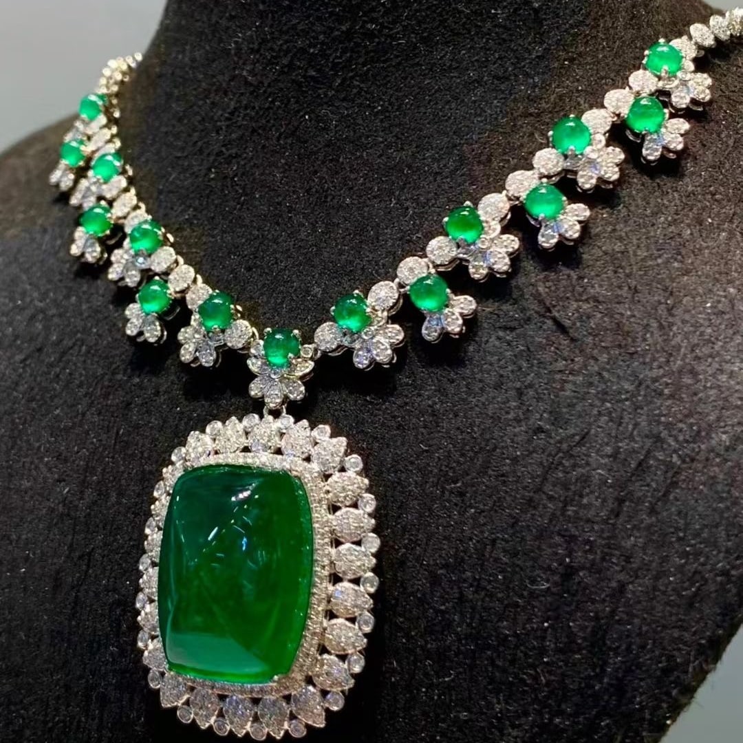 14k Gold 23.5 Ct Natural Emerald & Diamond Necklace - 2