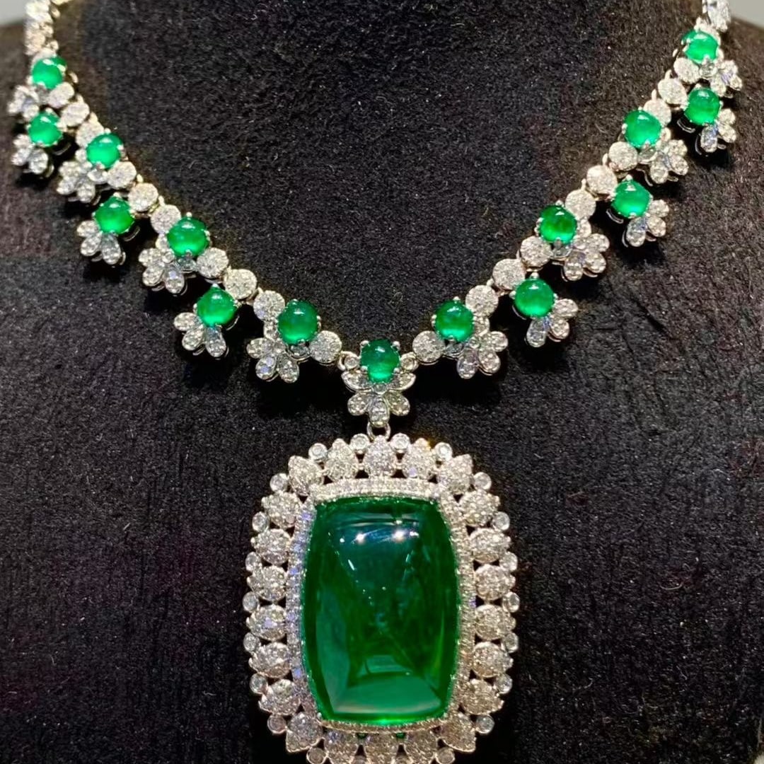 14k Gold 23.5 Ct Natural Emerald & Diamond Necklace - 3