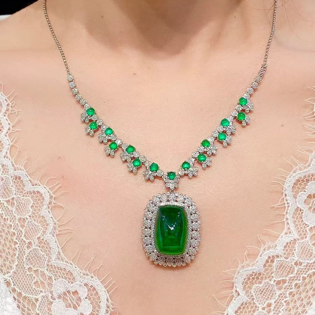 14k Gold 23.5 Ct Natural Emerald & Diamond Necklace - 5
