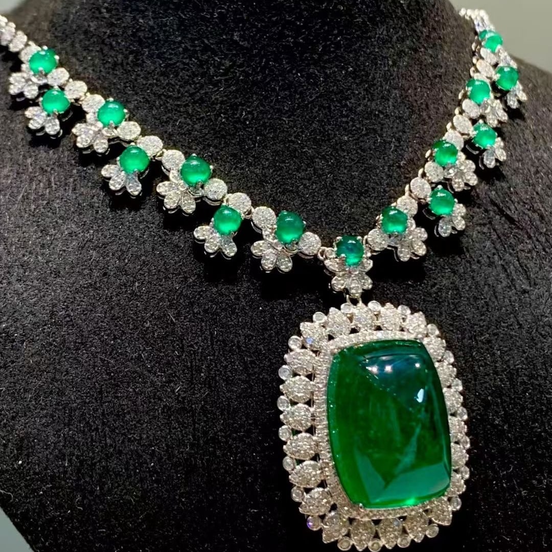 14k Gold 23.5 Ct Natural Emerald & Diamond Necklace - 6