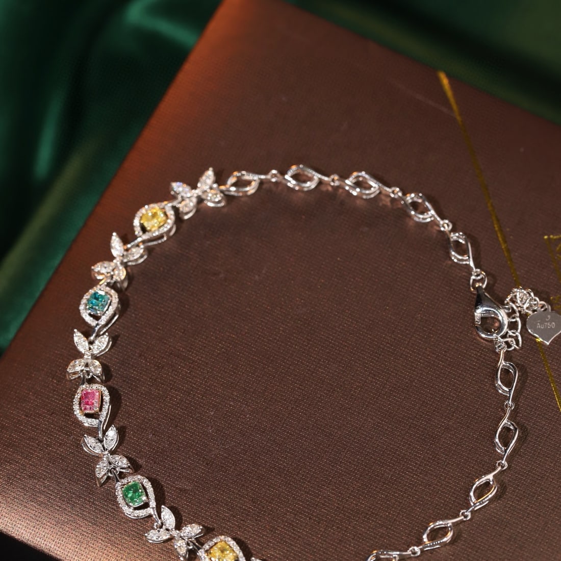 14k Gold 1.1 Ctw Natural Color Diamond & Diamond Bracelet - 4