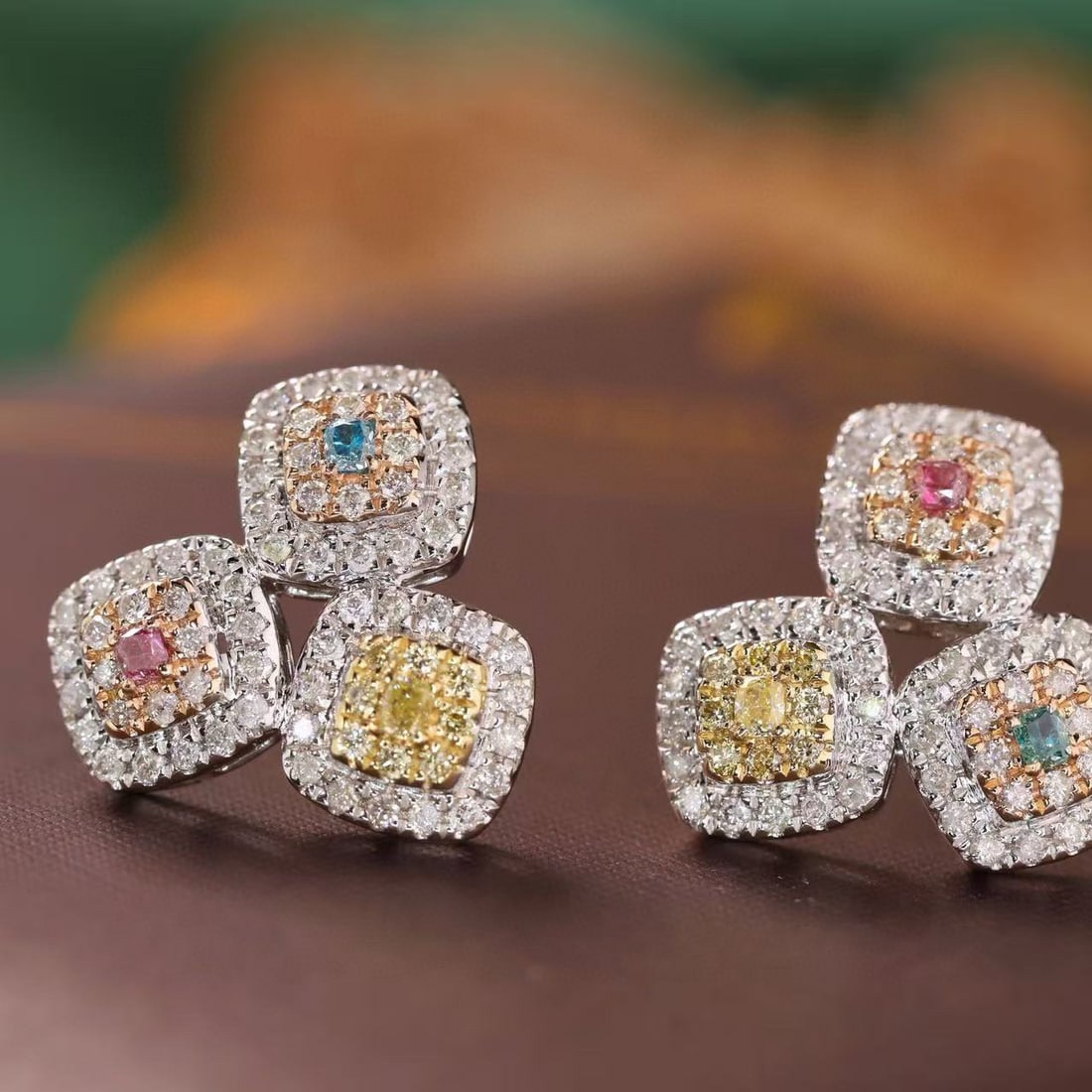 14k Gold 0.75 Ct Natural Color Diamond Earrings - 5