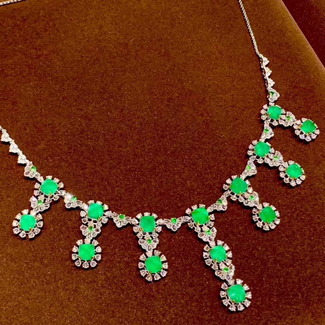 14k Gold 15.1 Ct Natural Emerald & Coloured Gemstone & Diamond Necklace - 4
