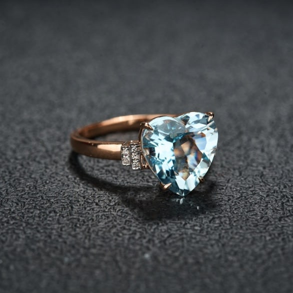 14k Gold 4.42 Ct Natural Aquamarine & Diamond Ring - 2