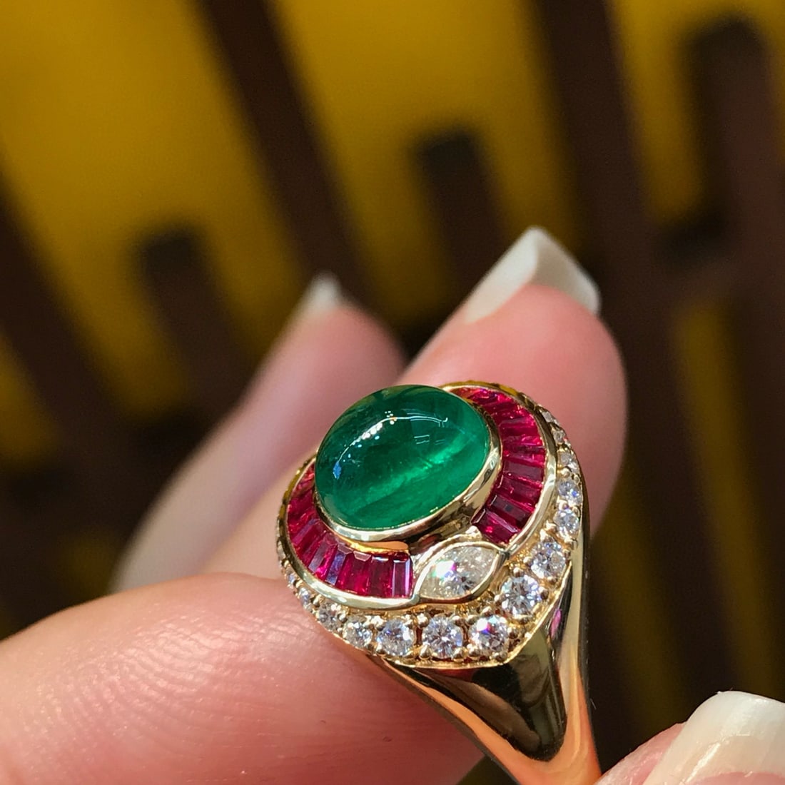 14k Gold 2.06 Ctw Natural Emerald & Ruby Ring - 3