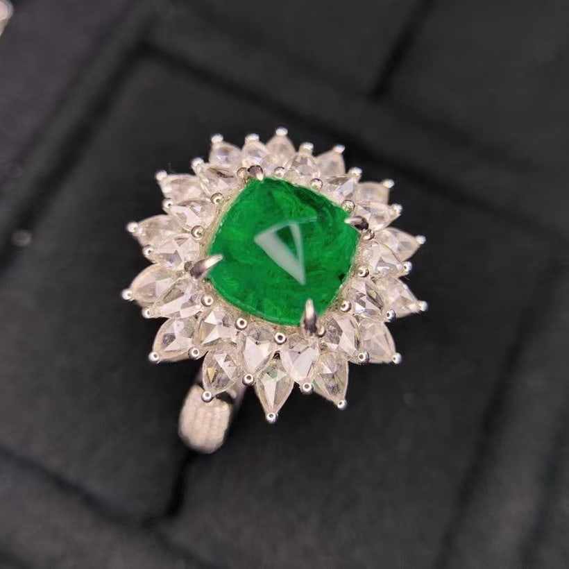 14k Gold 3.86 Ctw Natural Emerald & Diamond Ring - 4