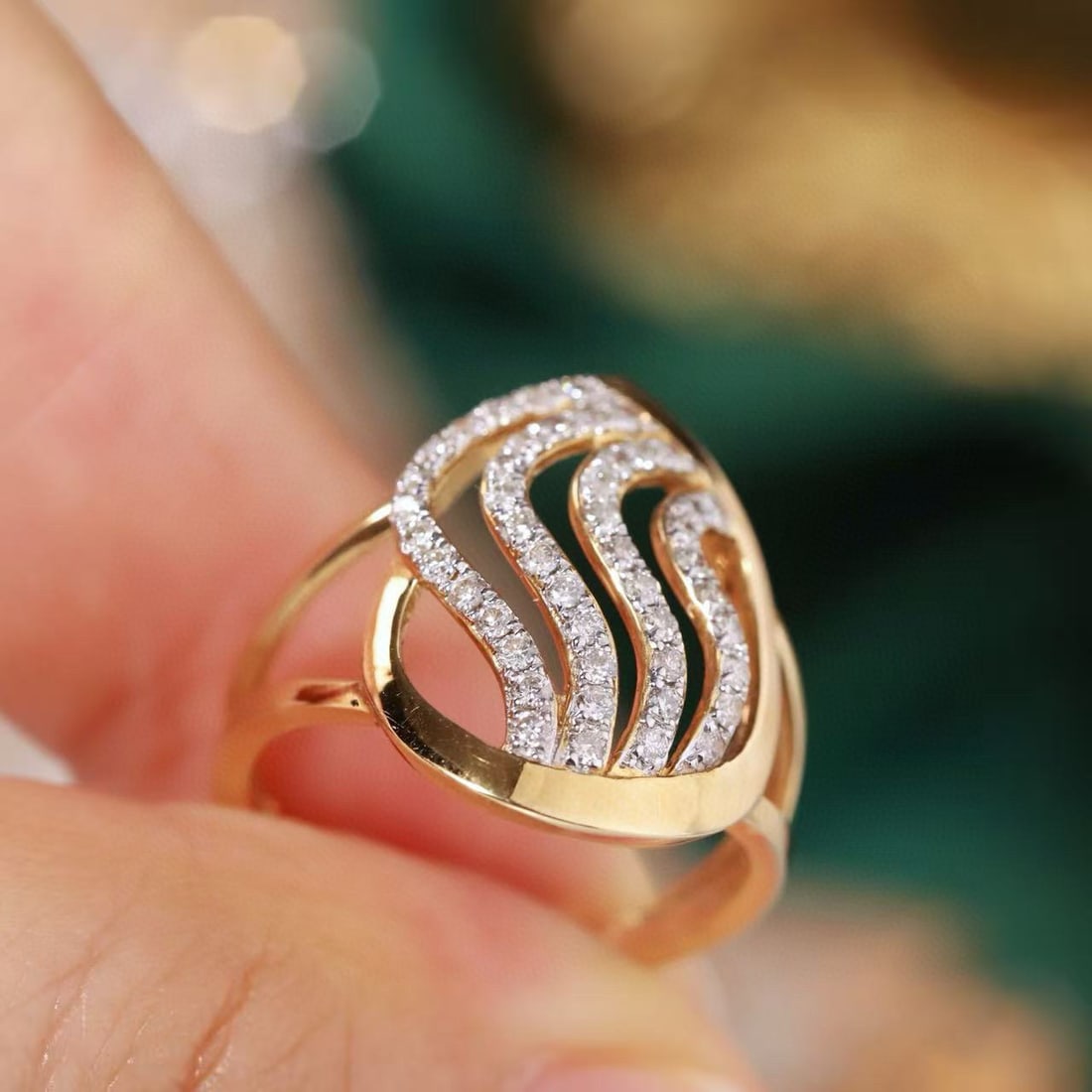 14k Gold 0.40 Ct Natural H Diamond Ring - 8