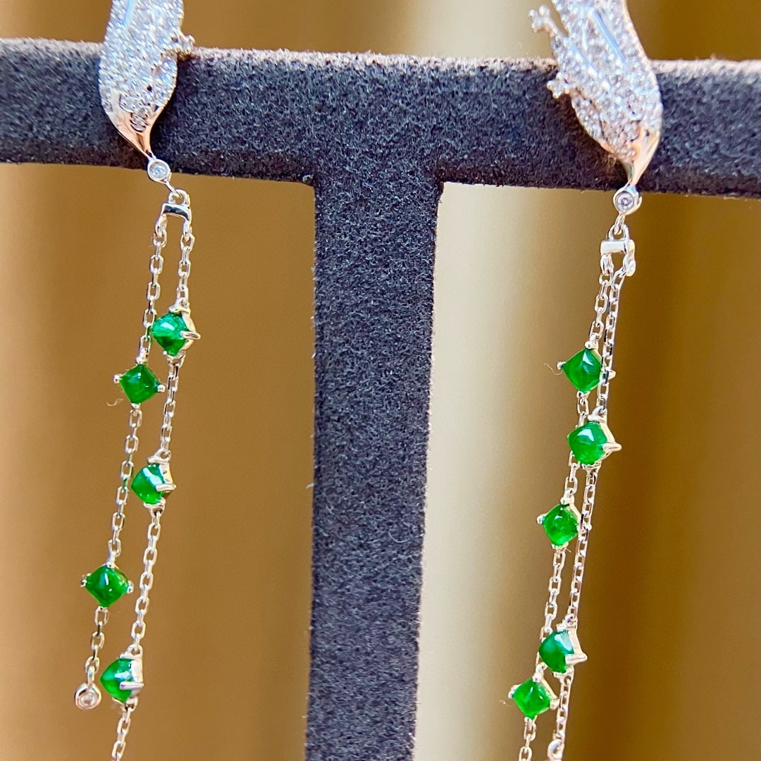 14k Gold 1.92 Ctw Natural Emerald & Diamond Earrings - 5