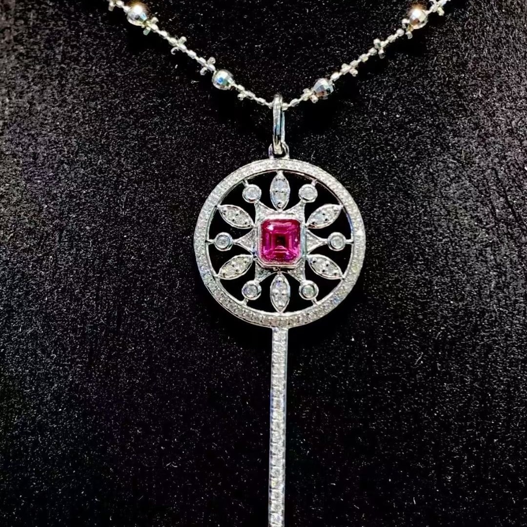 14k Gold 0.4 Ct Natural Spinel & Diamond Pendant( Without Chain ): Ref:231095151 // gold content:14k gold // main gemstone:spinel // shape:octagonal // carat weight:0. 4ct // color:pink // treatment:natural // // adjacent gemstone 2 : diamond // shape:round //
