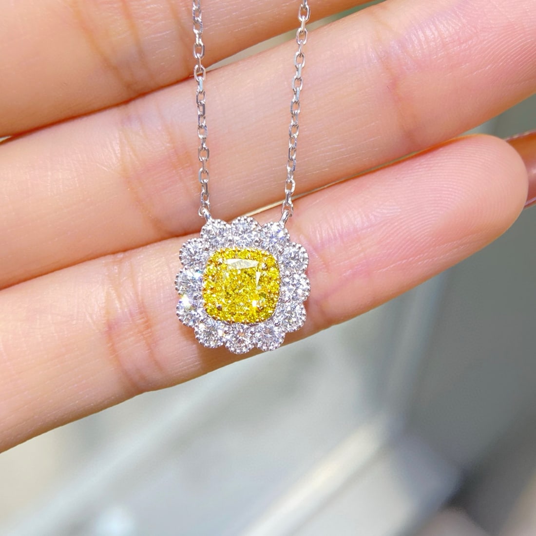 Gia Certified 14k Gold 1.57 Ctw Natural Yellow Diamond & Diamond Necklace - 2