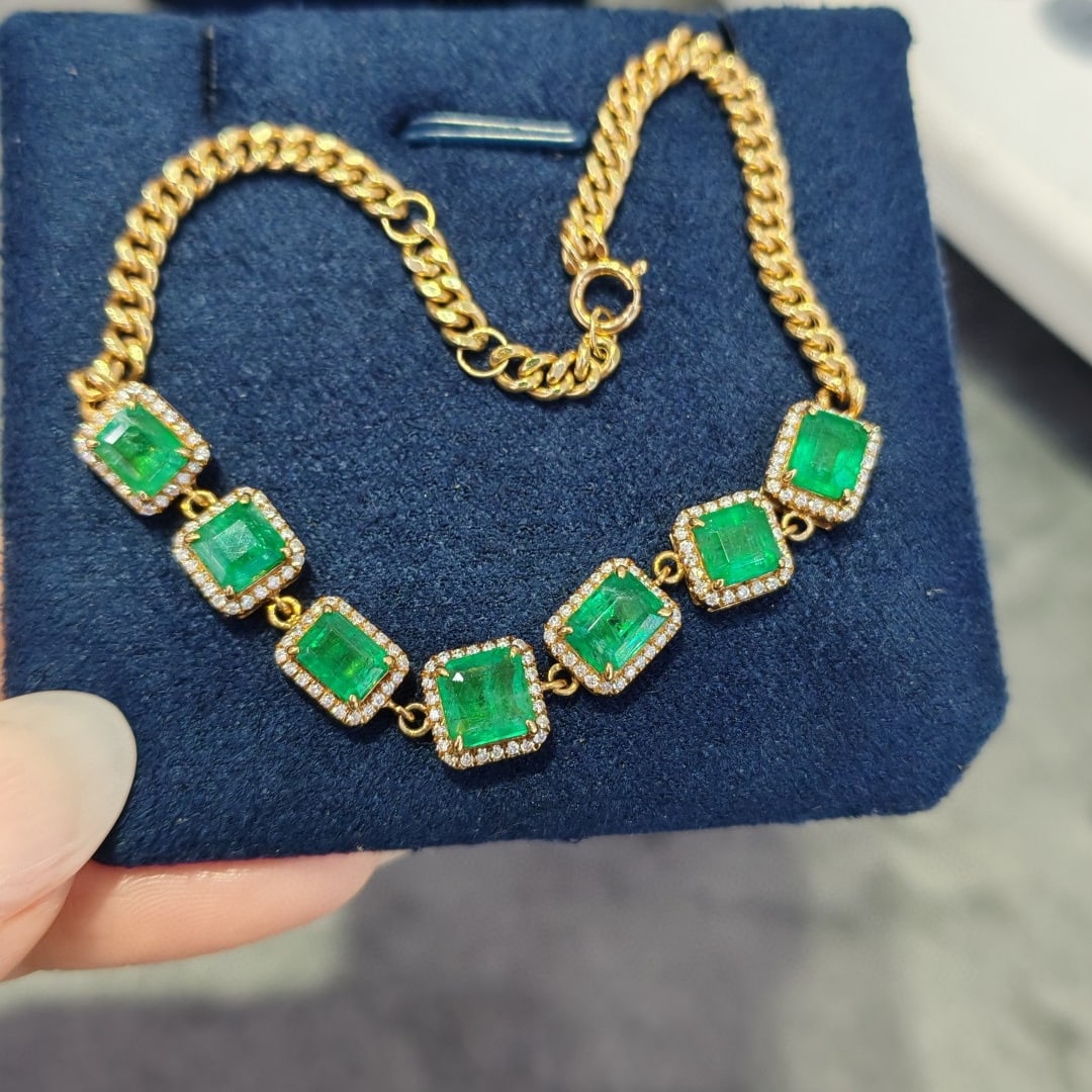 14k Gold 4.97 Ctw Natural Emerald & Diamond Bracelet - 2