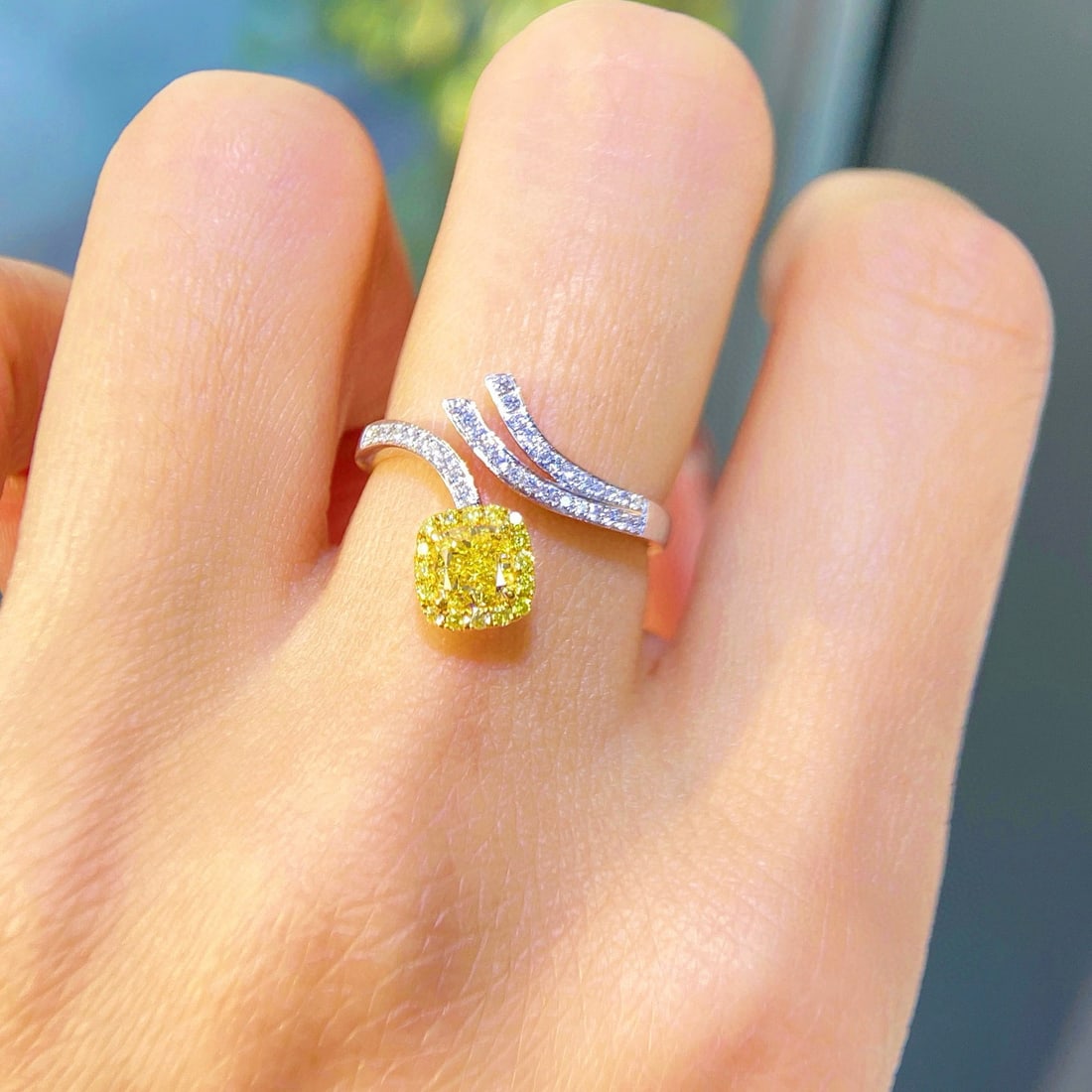 Gia Certified 14k Gold 0.77 Ctw Natural Yellow Diamond & Diamond Ring - 3