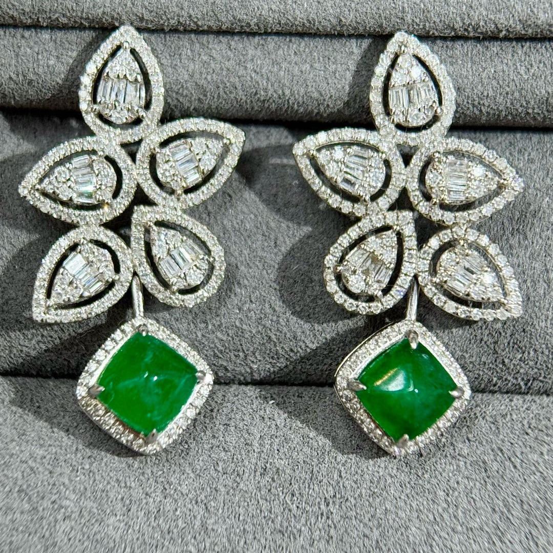 14k Gold 2.78 Ctw Natural Emerald & Diamond Earrings - 4