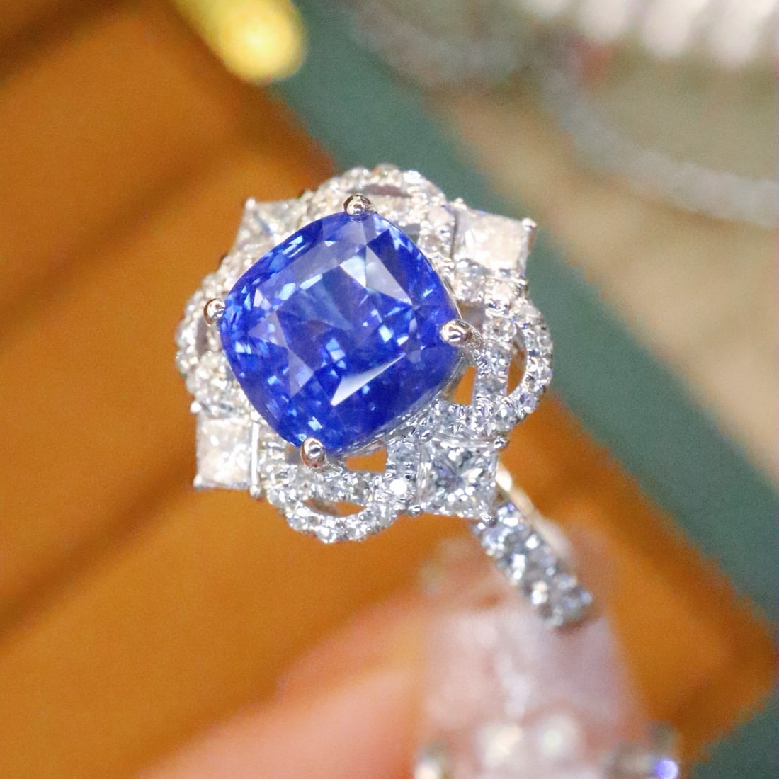 14k Gold 3.43 Ctw Natural Sapphire & Diamond Ring - 2