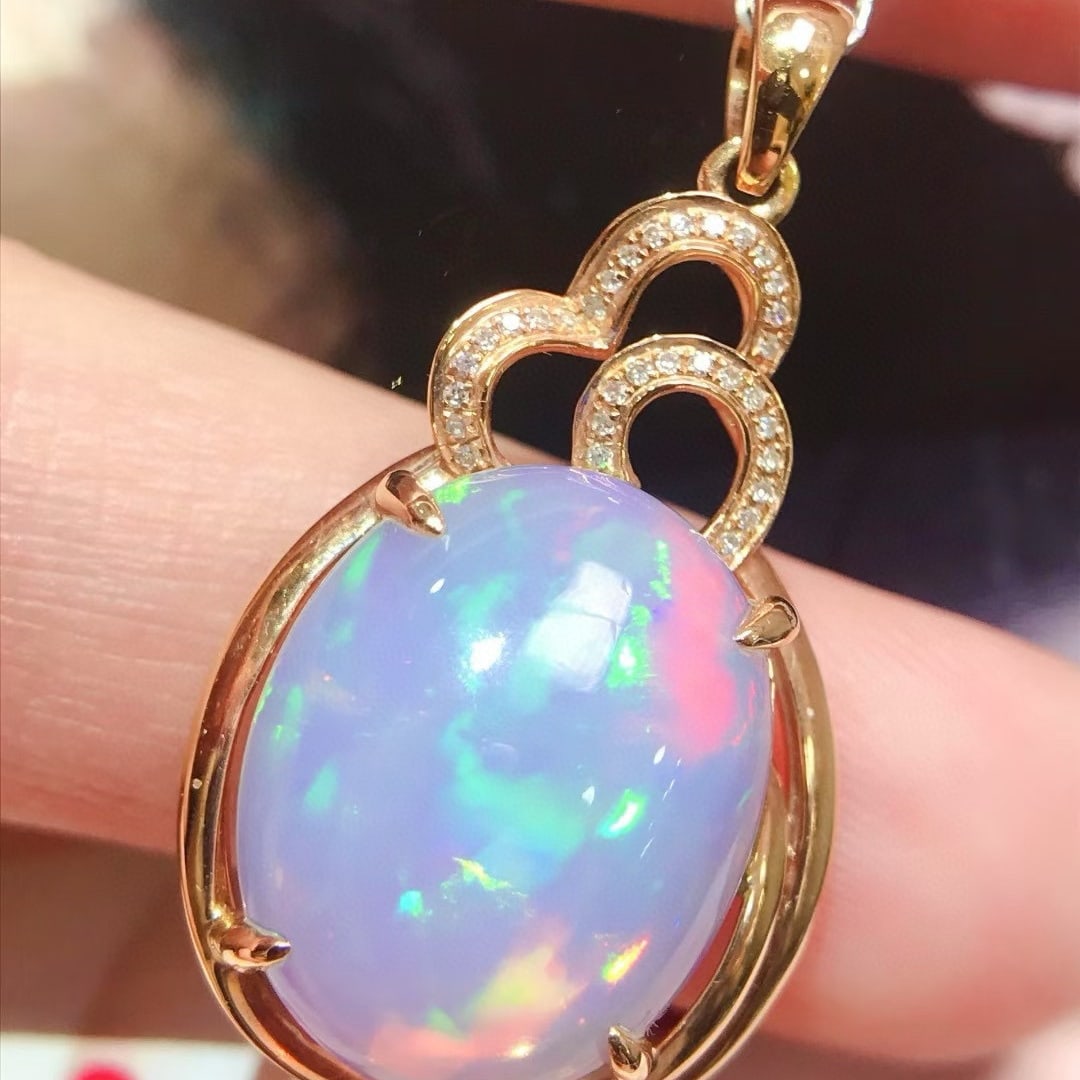 14k Gold 6.00 Ct Natural Opal & Diamond Pendant( Without Chain ) - 2