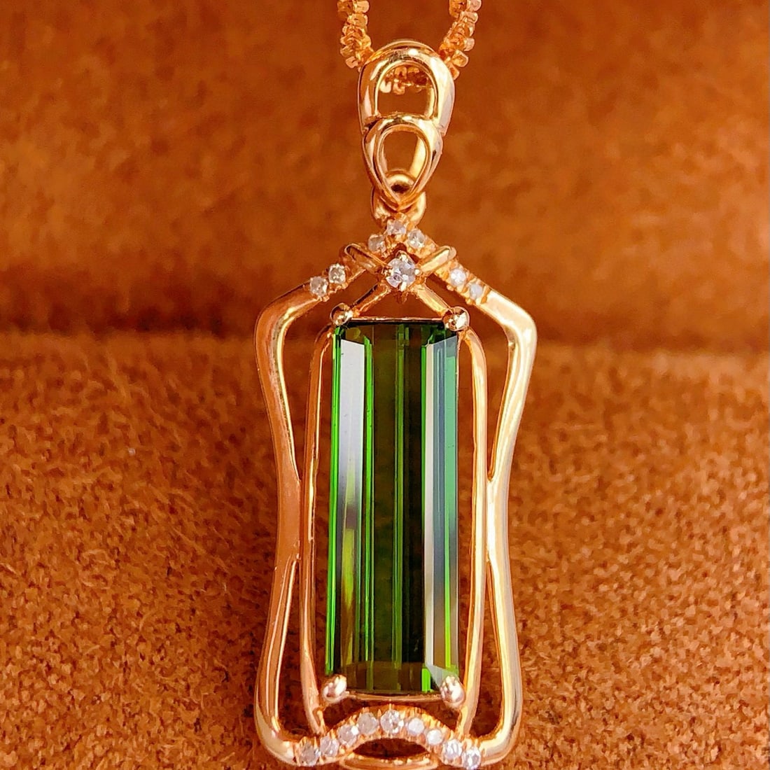 14k Gold 1.8 Ct Natural Tourmaline & Diamond Pendant( Without Chain ) - 4