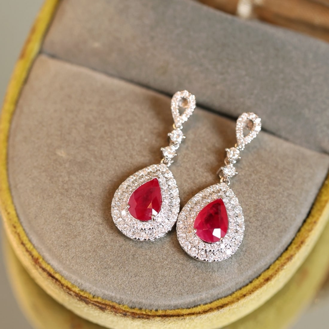 14k Gold 2.96 Ctw Natural Ruby & Diamond Earrings - 3
