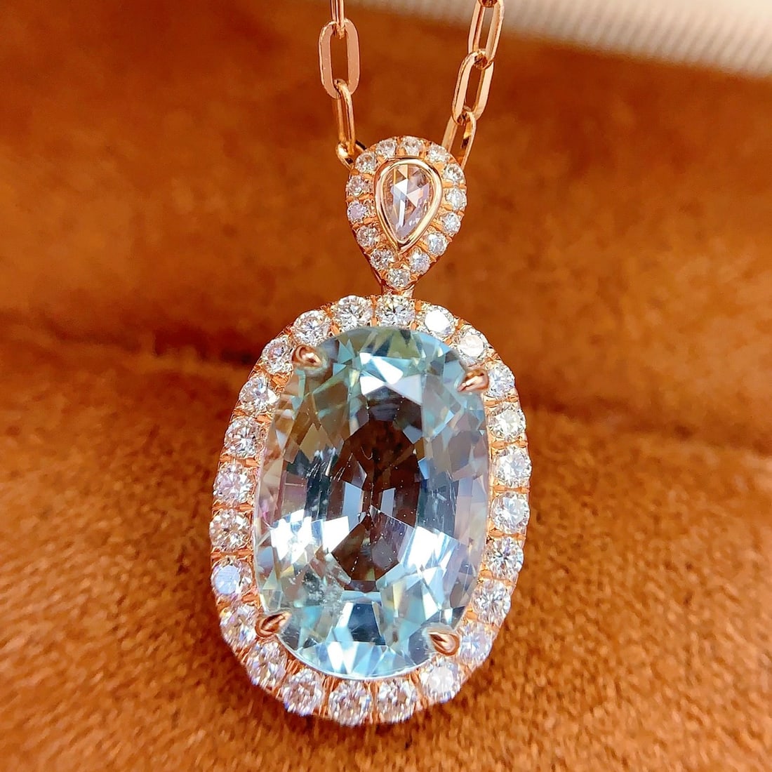 14k Gold 3.7 Ct Natural Aquamarine & Diamond Pendant( Without Chain ) - 2