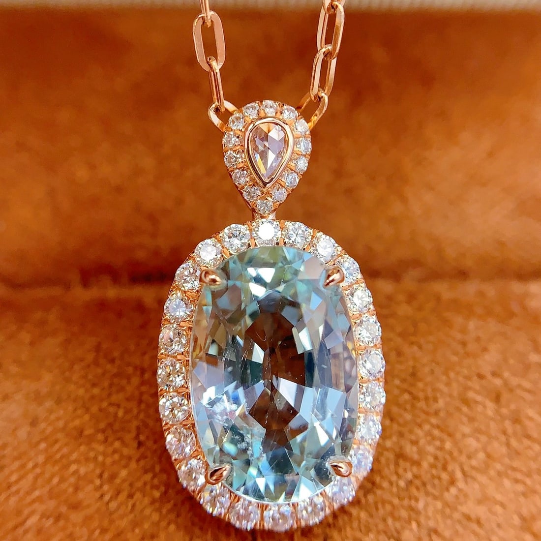 14k Gold 3.7 Ct Natural Aquamarine & Diamond Pendant( Without Chain ) - 4