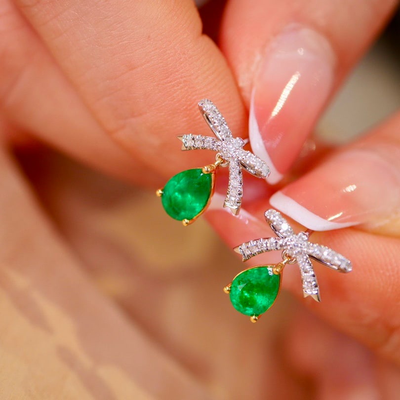 14k Gold 1.58 Ctw Vivid Green Natural Emerald & Diamond Earrings - 2