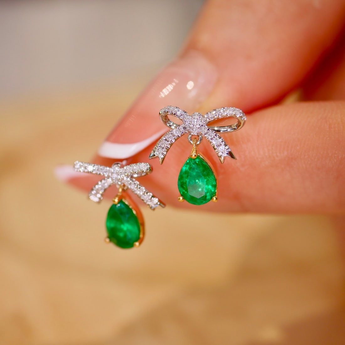 14k Gold 1.58 Ctw Vivid Green Natural Emerald & Diamond Earrings - 5