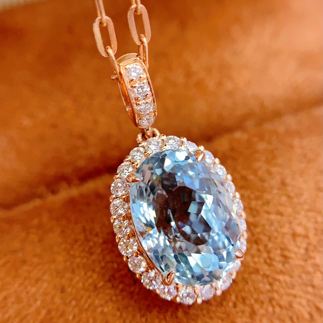 14k Gold 3.1 Ct Natural Aquamarine & Diamond Pendant( Without Chain ) - 2